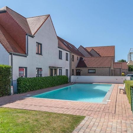 Appartement Met Zwembad In Neoportus Nieuwpoort Exterior foto