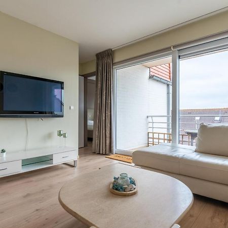 Appartement Met Zwembad In Neoportus Nieuwpoort Exterior foto