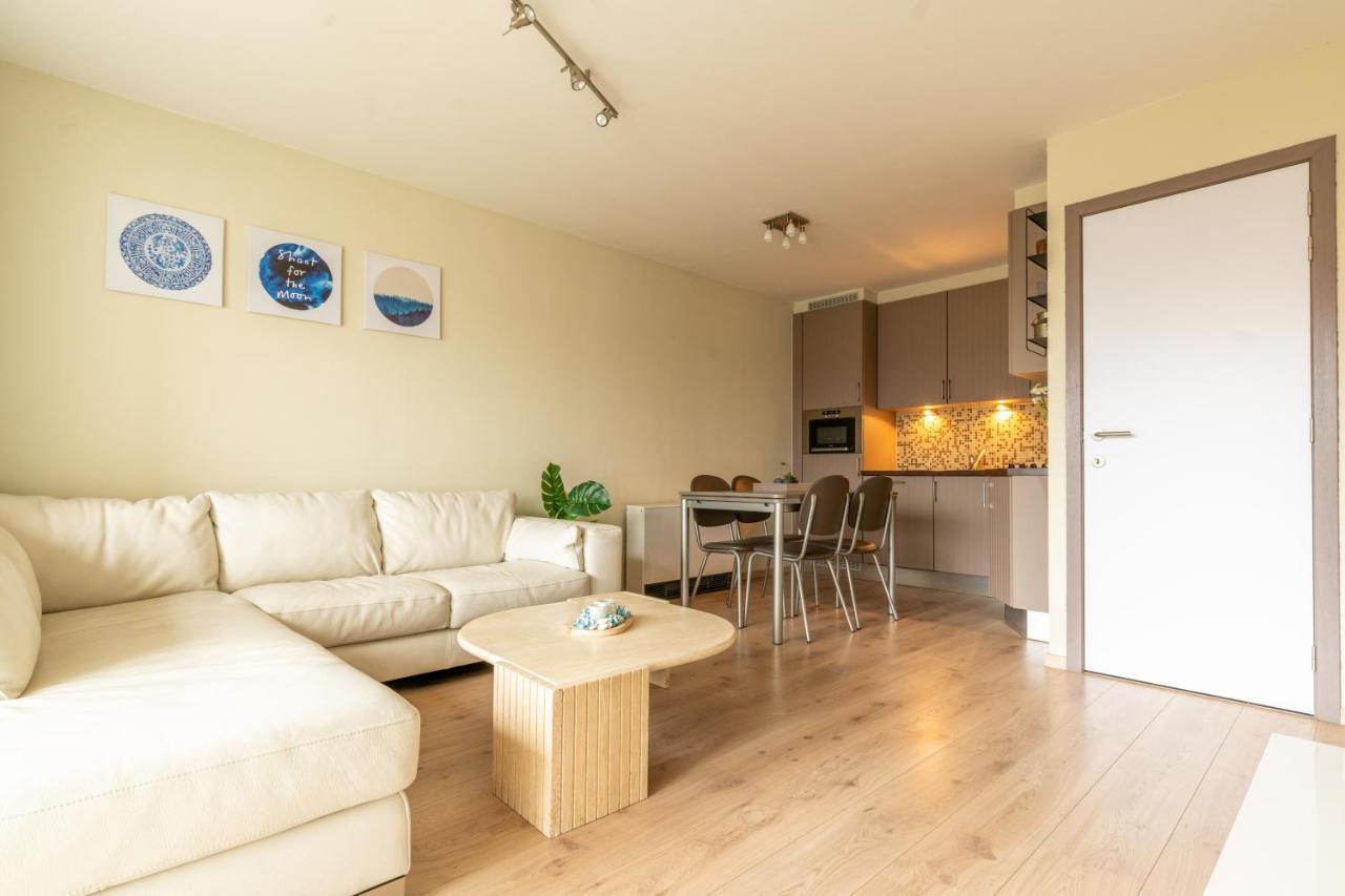 Appartement Met Zwembad In Neoportus Nieuwpoort Exterior foto